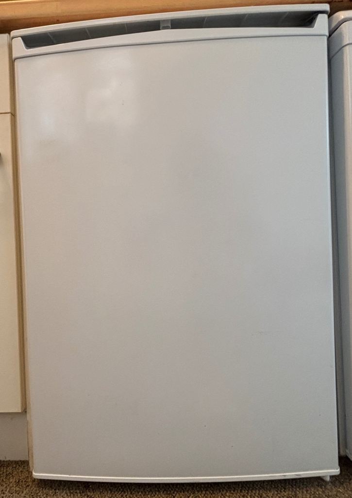 Essentials Undercounter Freezer – Very Good Condition