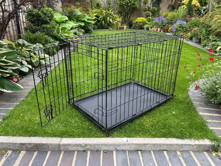Dog crate medium 