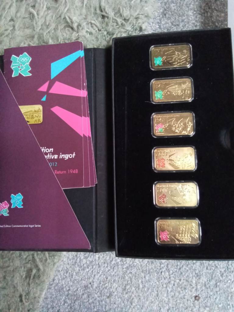 London 2012 layered gold souvenir ingots set