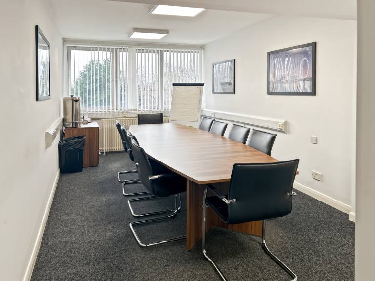 Middlesbrough - TS3 7SF \ Office Space for Rent - 4 Workstations