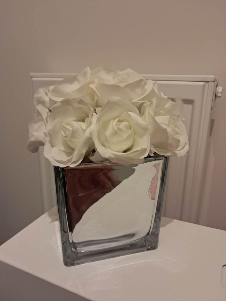 image for Artificial White Roses