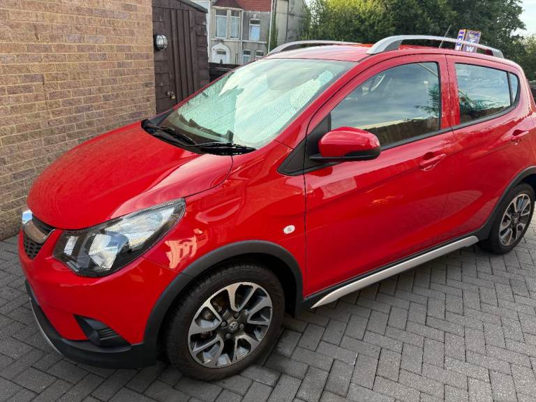 Vauxhall Viva Rocks Hatchback Red 2018 5 Speed Manual 1.0L 5 door 43547 Immaculate