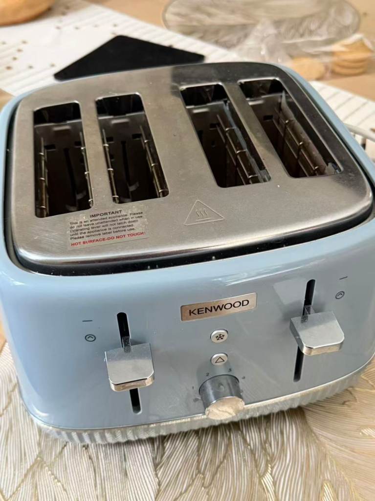 Kenwood 4 slice toaster