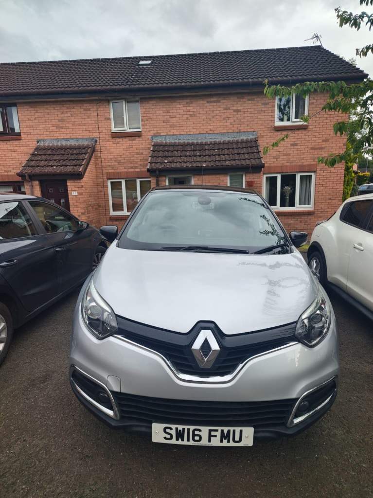 Renault, CAPTUR, Hatchback, 2016, Manual, 898 (cc), 5 doors