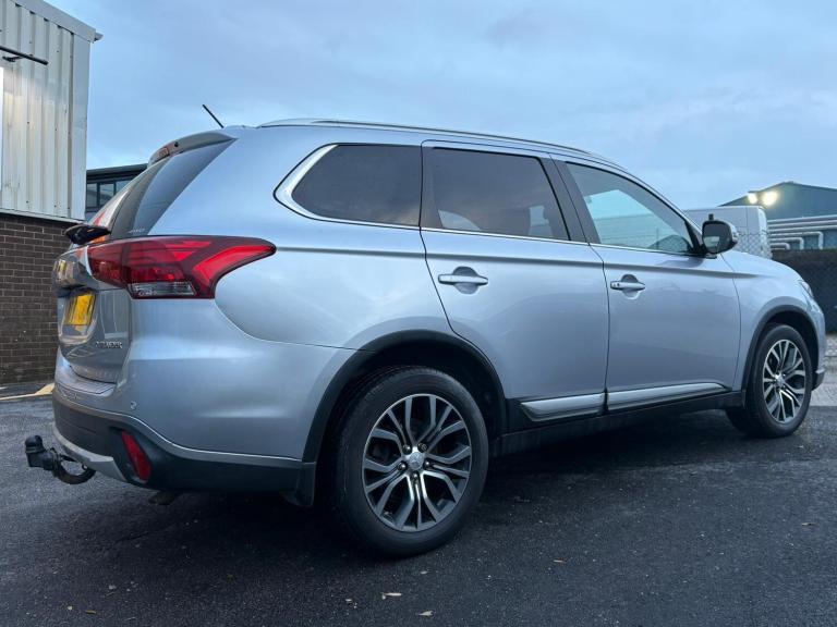 2016 Mitsubishi Outlander 2.2 DI-D GX3 5dr Auto ESTATE DIESEL Automatic