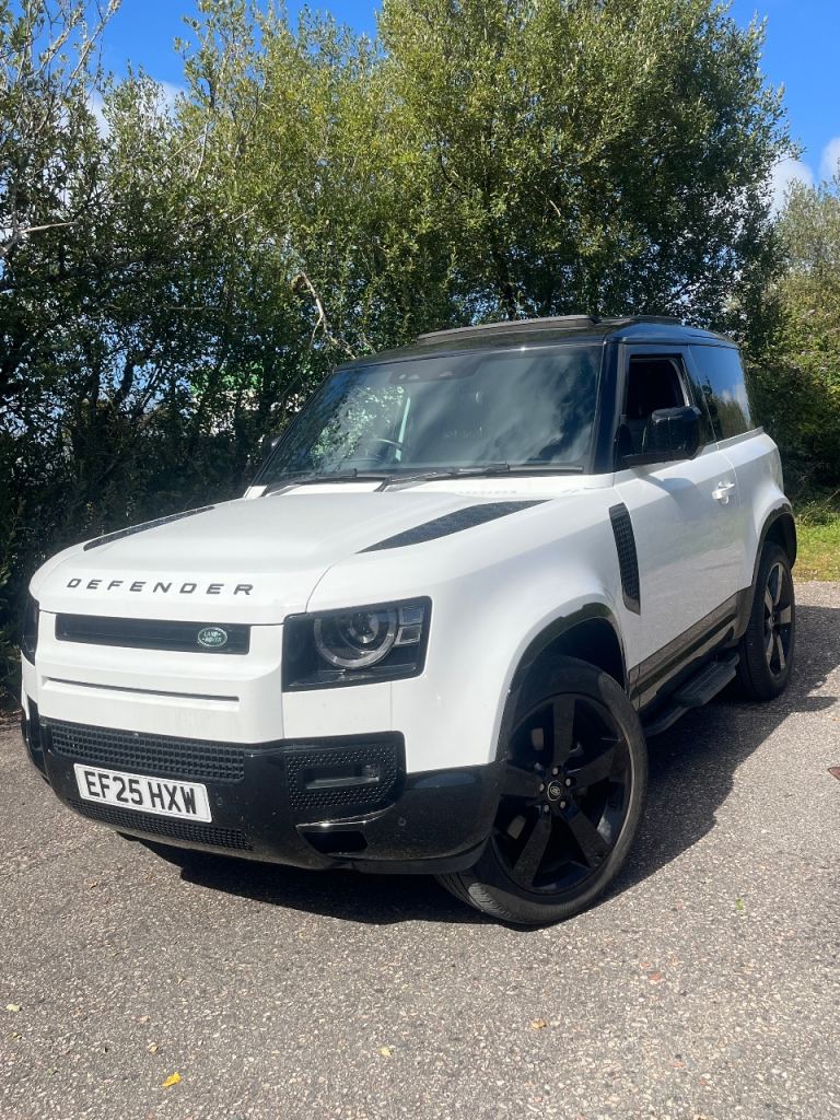Land Rover, DEFENDER, Estate, 2025, Other, 2997 (cc), 3 doors
