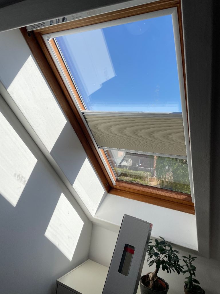 Brand new Unopened Official Velux blind(s) for GGL 308