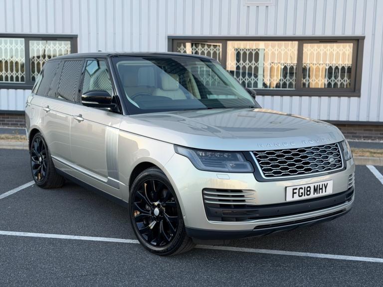 2018 LAND ROVER RANGE ROVER 2.0 P400e VOGUE SE CHAMPAGNE HPI CLEAR TOP SPEC FSH