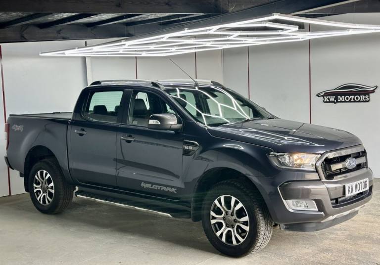 2018 Ford Ranger 3.2 TDCi Wildtrak Pickup Double Cab 4dr Diesel Manual 4WD Euro 5 (s/s) (200 PICK...