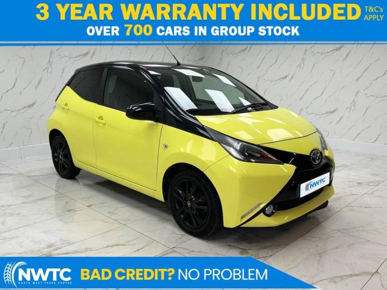 2017 Toyota AYGO 1.0 VVT-i x-cite 3 Yellow Bi-Tone Hatchback 5dr Petrol Manual Euro 6 (68 ps Hatc...