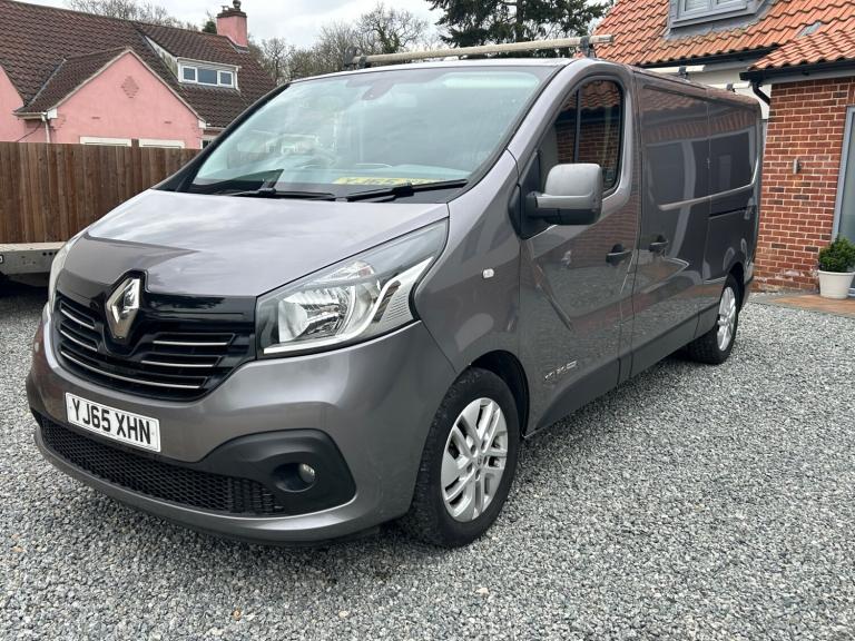2015 Renault Trafic LL29 ENERGY dCi 120 Sport Van PANEL VAN Diesel Manual