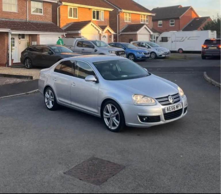 Volkswagen, JETTA, Saloon, 2006, Manual, 1984 (cc), 4 doors