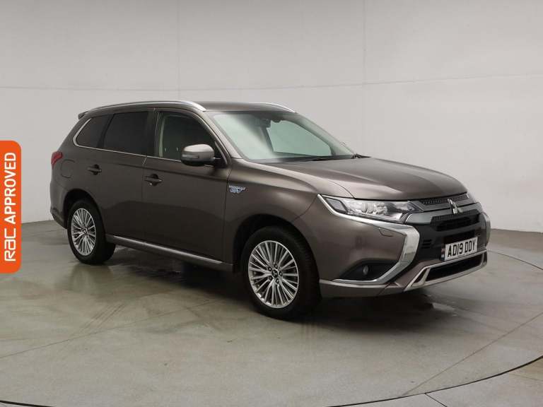 2019 Mitsubishi Outlander 2.4h TwinMotor 13.8kWh Juro SUV 5dr Petrol Plug-in Hybrid CVT 4WD Euro ...