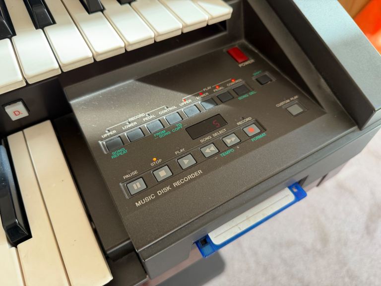 Yamaha Electone EL-70 Electric Organ