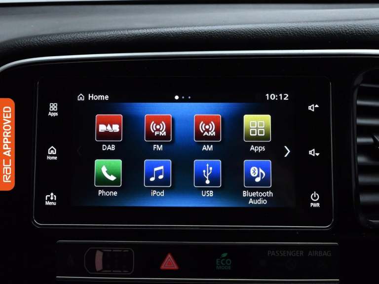 2019 Mitsubishi Outlander 2.4h TwinMotor 13.8kWh Juro SUV 5dr Petrol Plug-in Hybrid CVT 4WD Euro ...