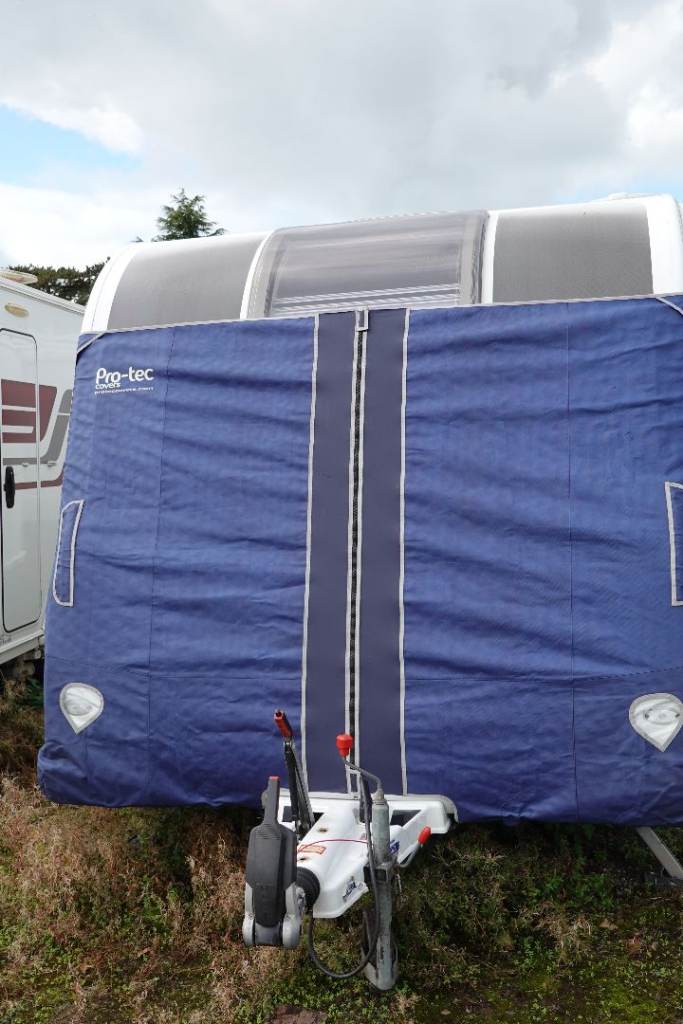 Tow cover 