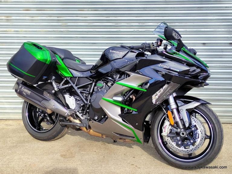 2025 Kawasaki Ninja H2 SX SE Performance Tourer