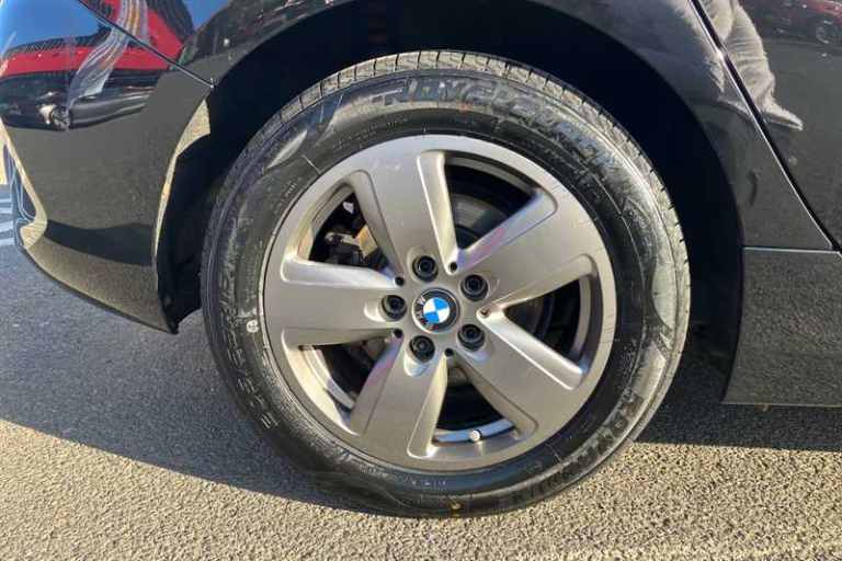 2022 BMW 1 Series 118i [136] SE 5dr [Live Cockpit Professional] HATCHBACK PETROL Manual