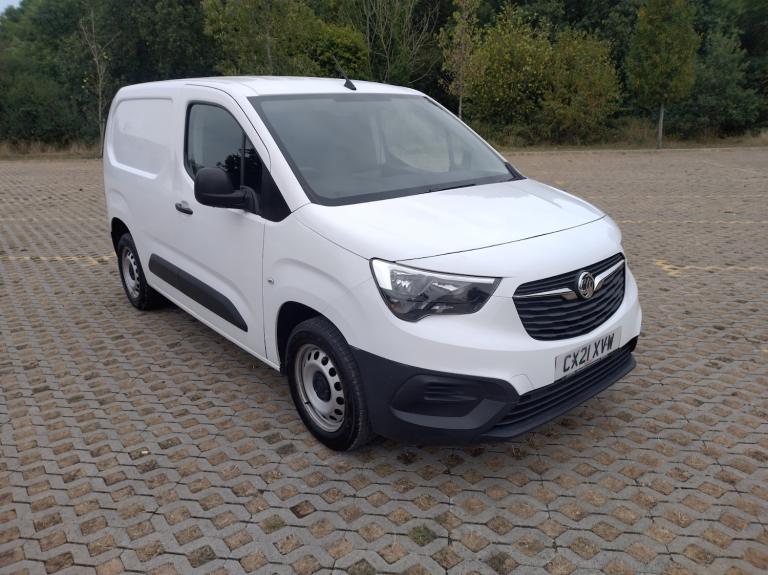 VAUXHALL COMBO CARGO 2300 1.5 TURBO D 100 H1 DYNAMIC VAN + VAT 2021 @ MCD CARS 