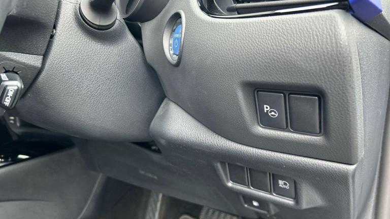 2020 Toyota C-HR 2.0 Hybrid Dynamic 5dr CVT HATCHBACK PETROL/ELECTRIC Automatic