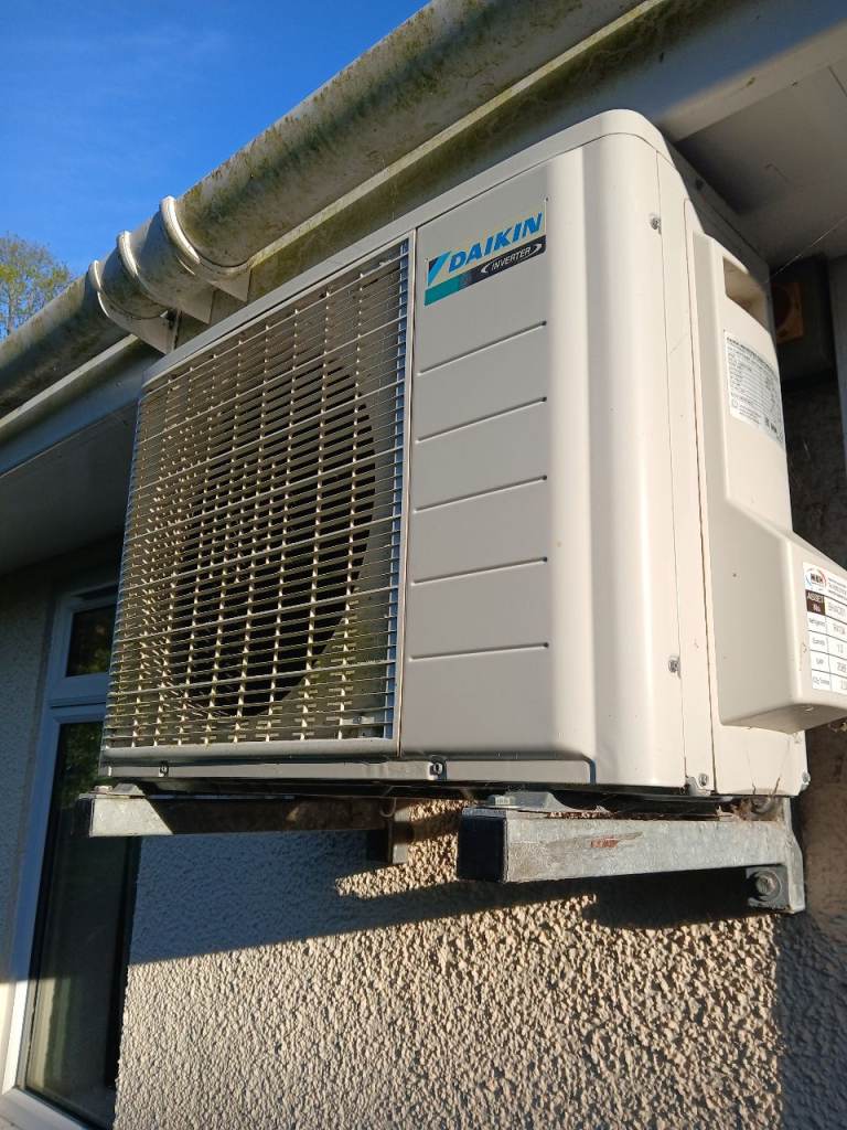 Air conditioning unit