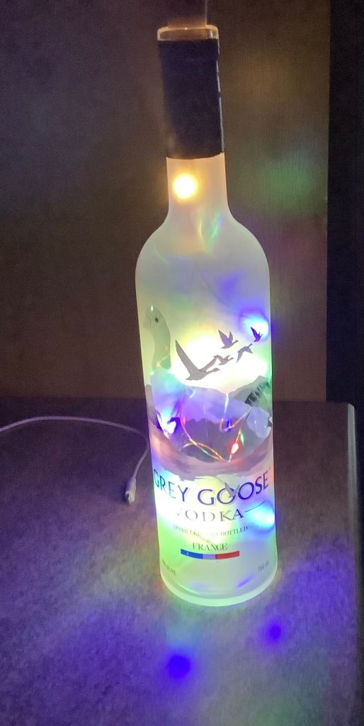 USB CHARGING GREY GOOSE  BOTTLE LIGHT. Great for UNI, gifts 🎁, power cuts etc thanks ☺️ 