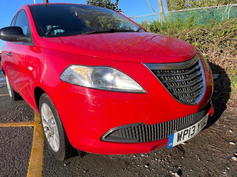 CHRYSLER YPSILON 1.2 SE 13 REG RED 5 DOOR SERVICE HISTORY MOT MARCH 22ND 2026 TAX £35