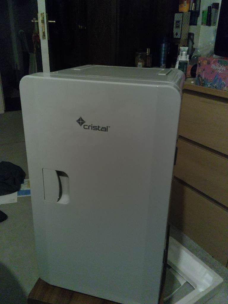 Mini fridge