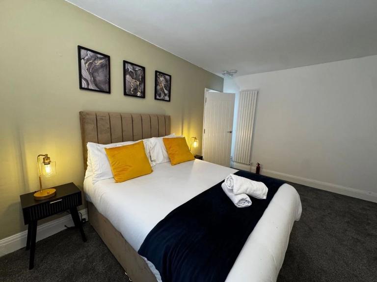 Room Available For Rent / DSS