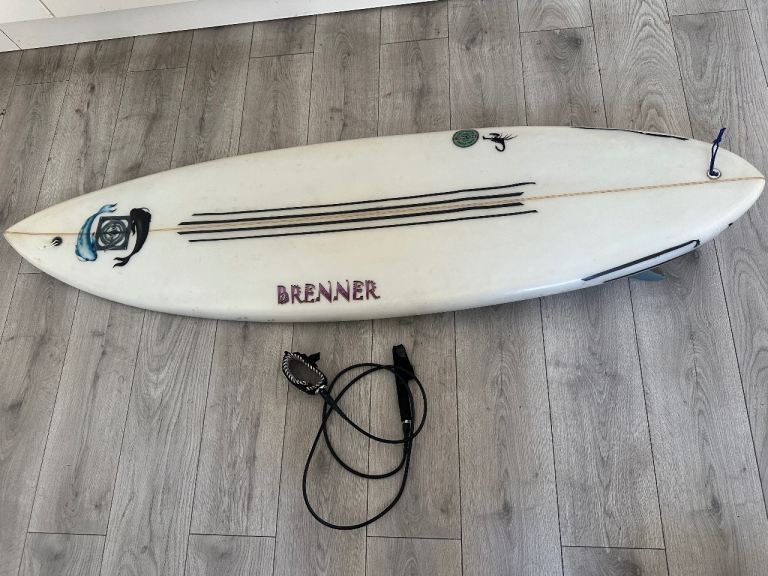 5ft 11 short board + fins and leash 