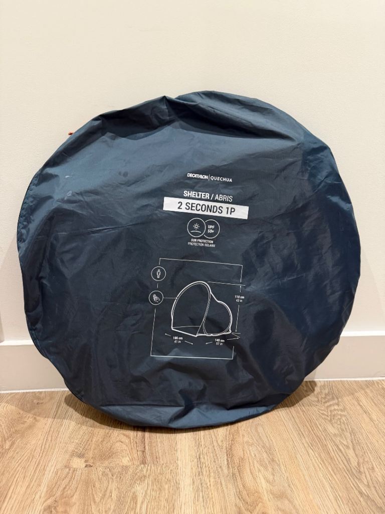 Pop up beach tent 2 kids or 1 adult