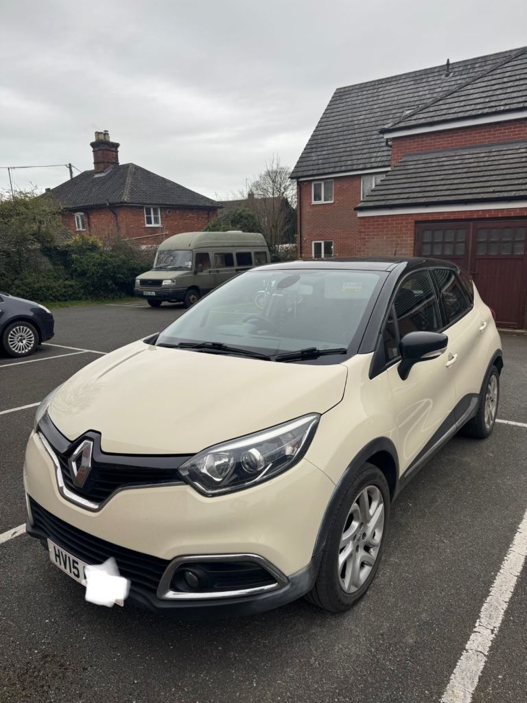 Renault, CAPTUR, Hatchback, 2015, Manual, 1461 (cc), 5 doors