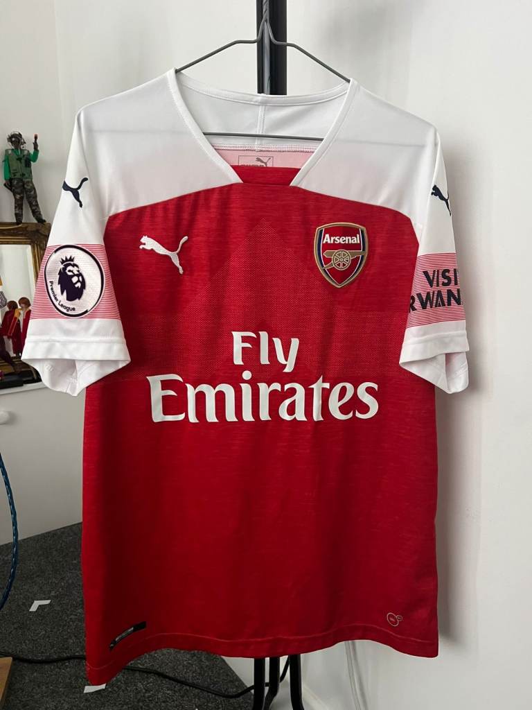 Arsenal football jersey Home 2018-19 (Size M)
