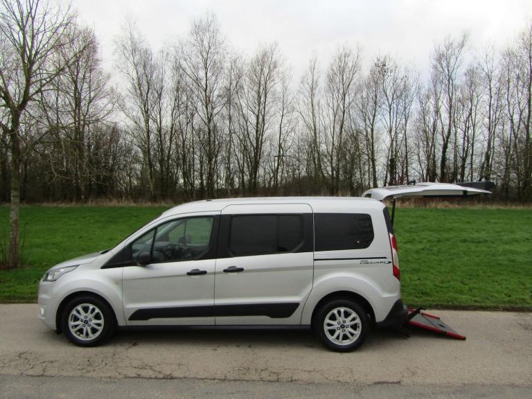 2019 Ford Grand Tourneo Connect 1.5 Tdci *5 SEATS* WHEELCHAIR ACCESSIBLE VEHICLE WAV MPV Diesel M...