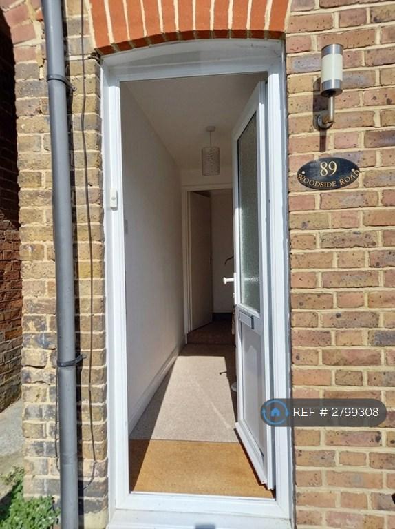 2 bedroom house in Woodside Road, Tonbridge, TN9 (2 bed) (#2799308)