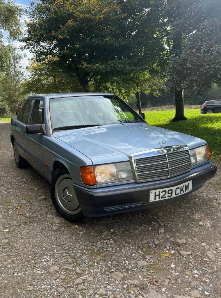 Mercedes-Benz, 190, Saloon, 1990, Automatic, 1997 (cc), 4 doors