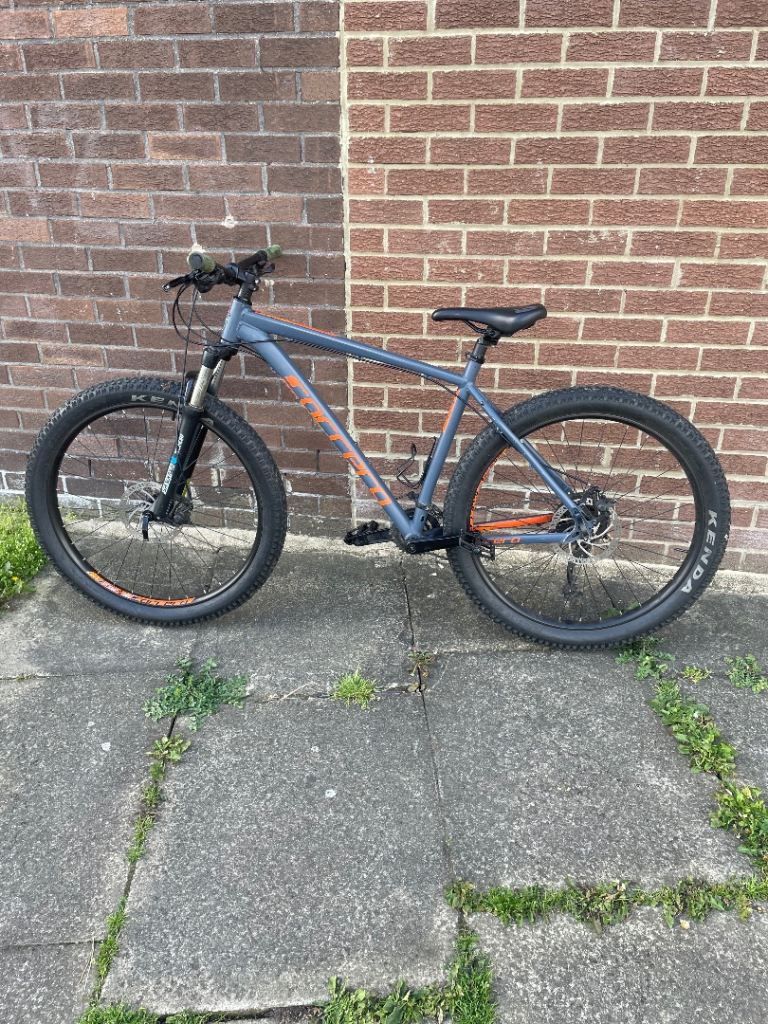 Carrera vendetta mountain bike