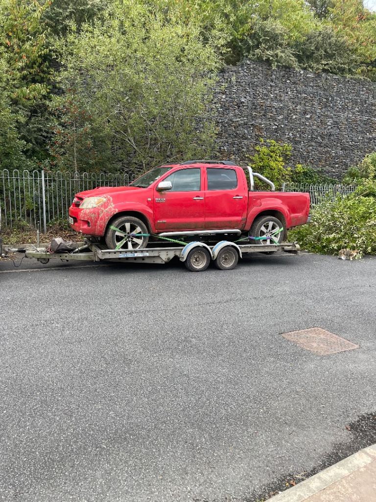 Toyota Hilux 