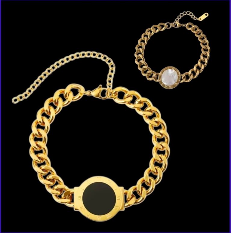 🎄 Aurelia Noir Éclipse Chain Bracelet – Dual Face Edition