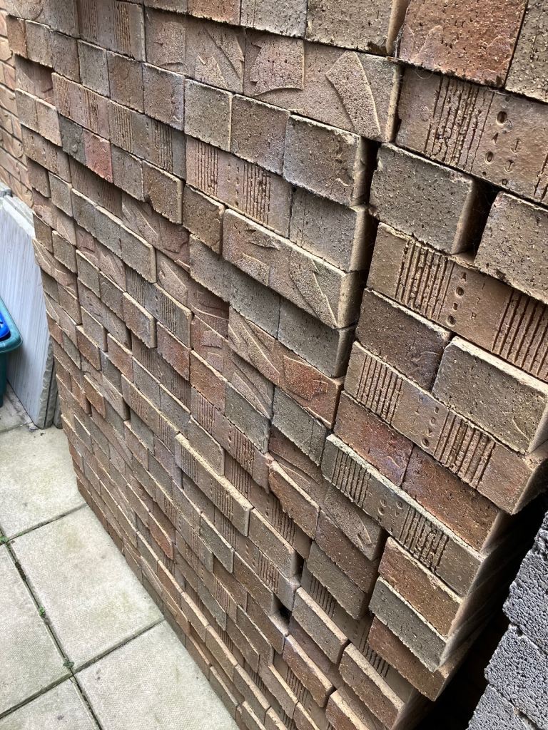 230 Ibstock Granger Gold Bricks Keepmoat