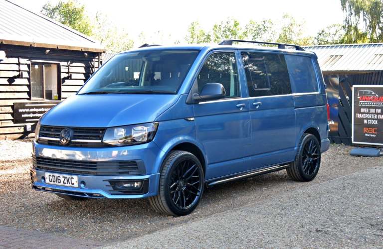VOLKSWAGEN TRANSPORTER KOMBI T6 HIGHLINE SWB SPORTLINE STYLE NO VAT T28 Blue Man