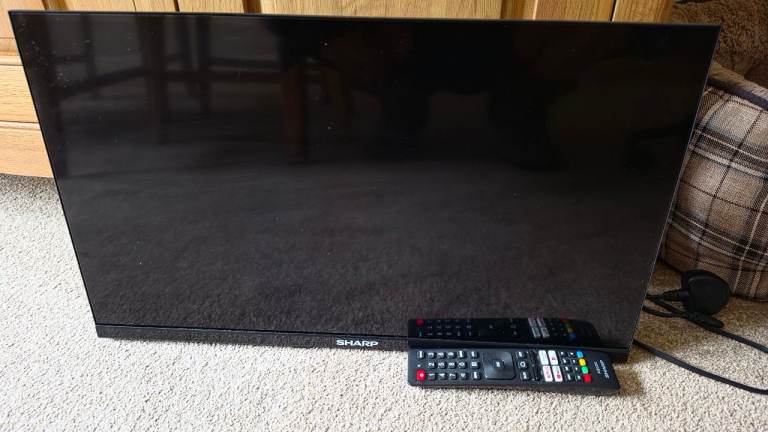 TV with HDMI and USB Ports – Good Condition