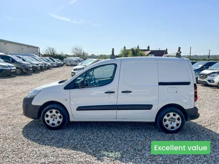 2017 Peugeot Partner SWB L1H1 Low Roof Professional Air Con EURO 6 NO V Panel Van Diesel Manual