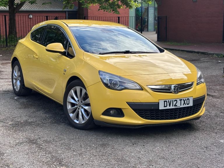 Vauxhall, ASTRA GTC, Hatchback, 2012, Manual, 1364 (cc), 3 doors