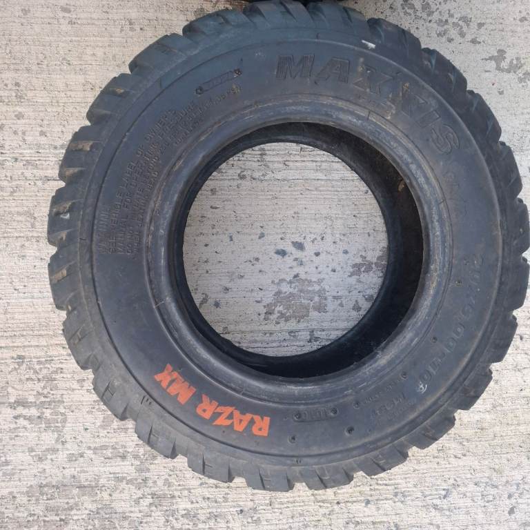 Quad or trike tyres