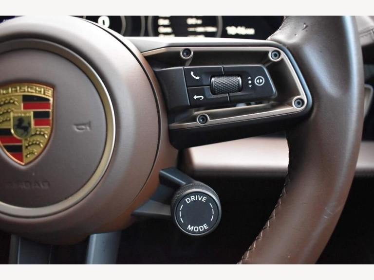 2020 70 PORSCHE TAYCAN 0.0 TURBO S 93KWH 4D 751 BHP