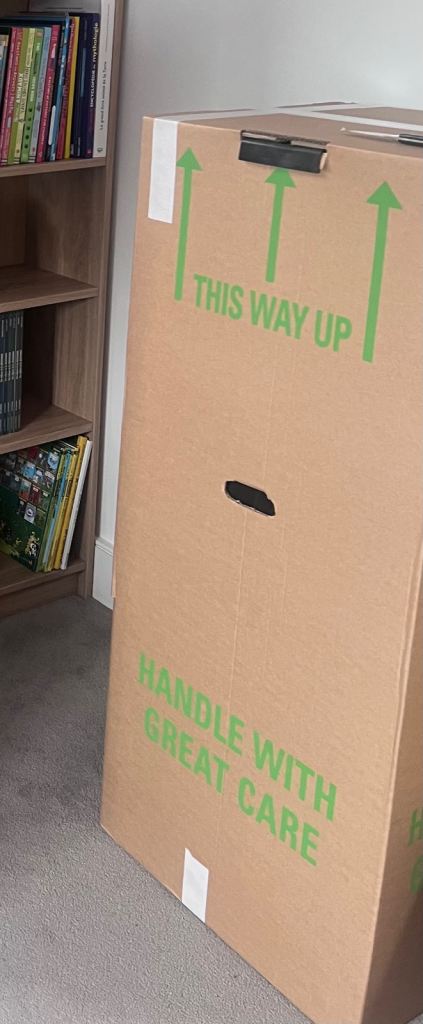 Free moving boxes
