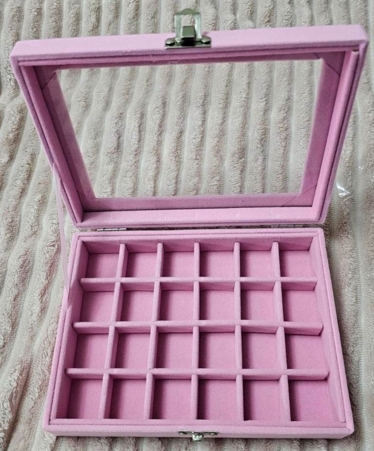 Brand New Unused 24 Grid Jewellery or Beads Organiser