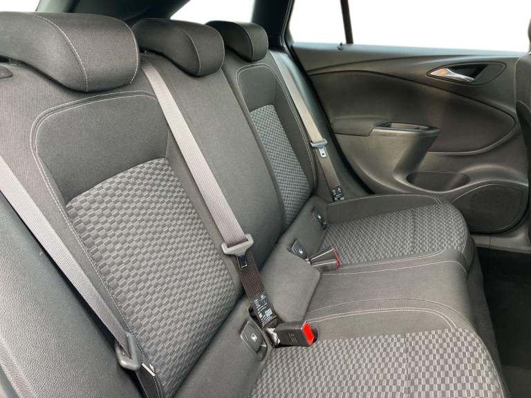 2017 Vauxhall Astra 1.4T 16V 150 SRi 5dr Auto Estate PETROL Automatic