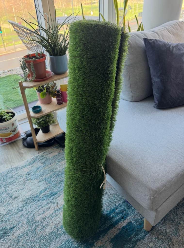 Artificial Grass Roll 1m x 1.8m - Realistic Fake Lawn Turf